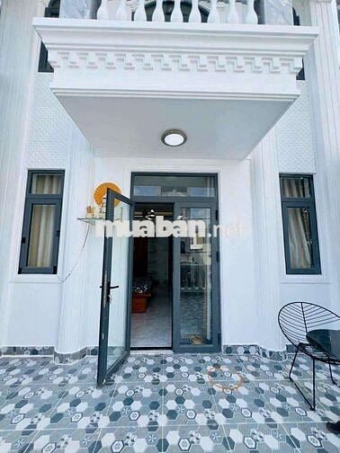 Cho thuê Nhà Phố Tân Cổ Điển, 5pn6wc, có nội thất, Phan Huy Ích p12 GV