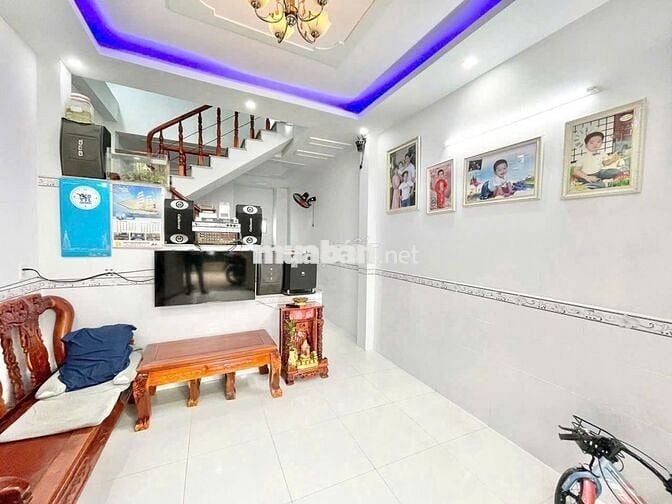 NHÀ ĐẸP SHR GIÁ CHỈ 1 tỷ 120TR/80M2 3P NGỦ 2P VS NGAY CHỢ TÂN