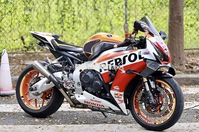 Honda CBR1000RR Repsol 2015 Model 2015