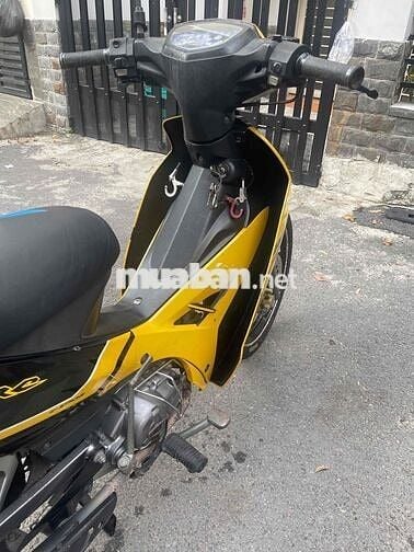 Yamaha Sirius RC 2016 Vàng đen