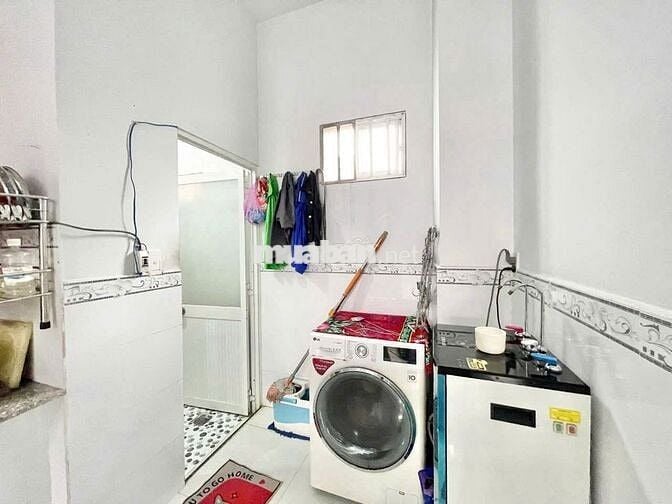 NHÀ ĐẸP SHR GIÁ CHỈ 1 tỷ 120TR/80M2 3P NGỦ 2P VS NGAY CHỢ TÂN