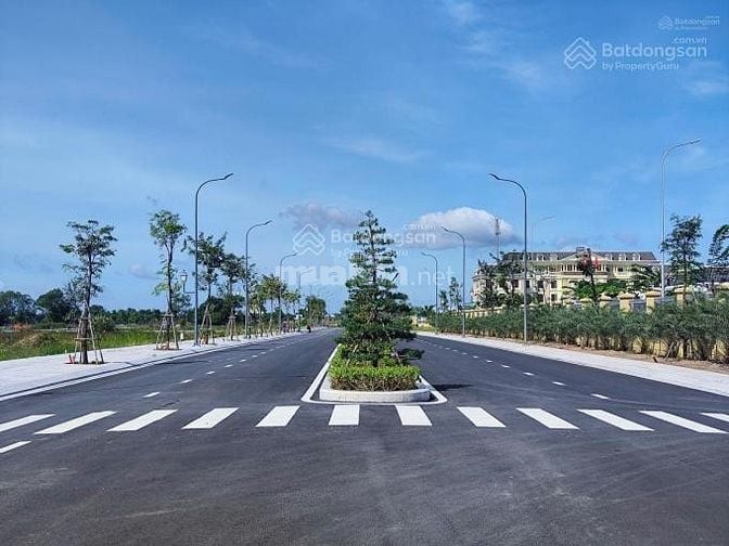 Chỉ 600 triệu sở hữu sổ hồng tên mình & nhà phố 7m x 16m xây 4 tầng tạ