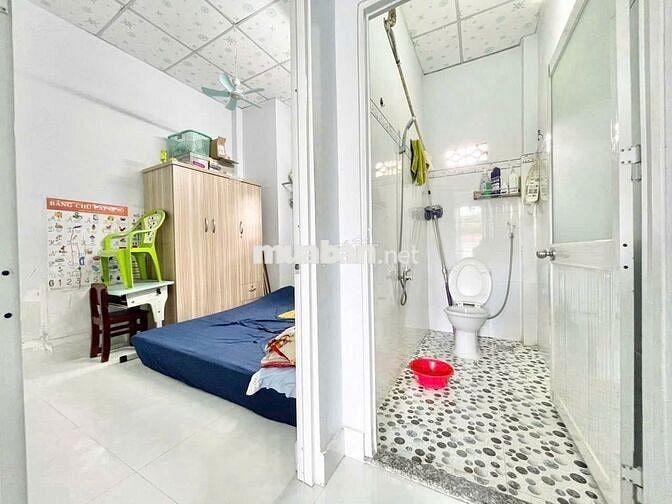 NHÀ ĐẸP SHR GIÁ CHỈ 1 tỷ 120TR/80M2 3P NGỦ 2P VS NGAY CHỢ TÂN