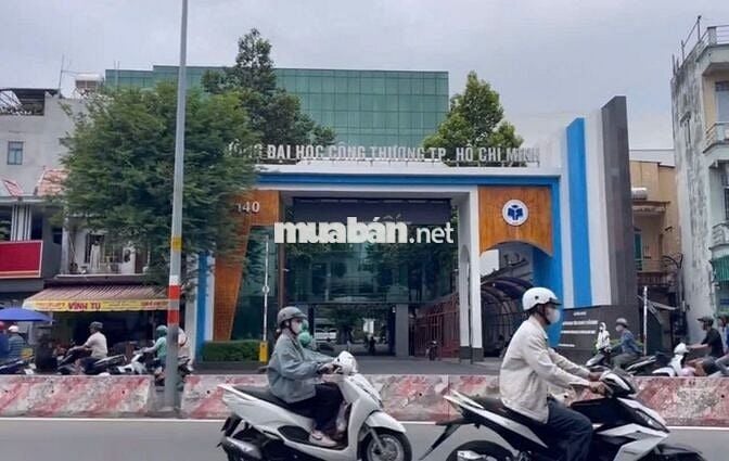 Bán đất hẻm oto 5m đường lê trọng tấn Dt: 6,8x15m / 100m2 giá 10 tỷ