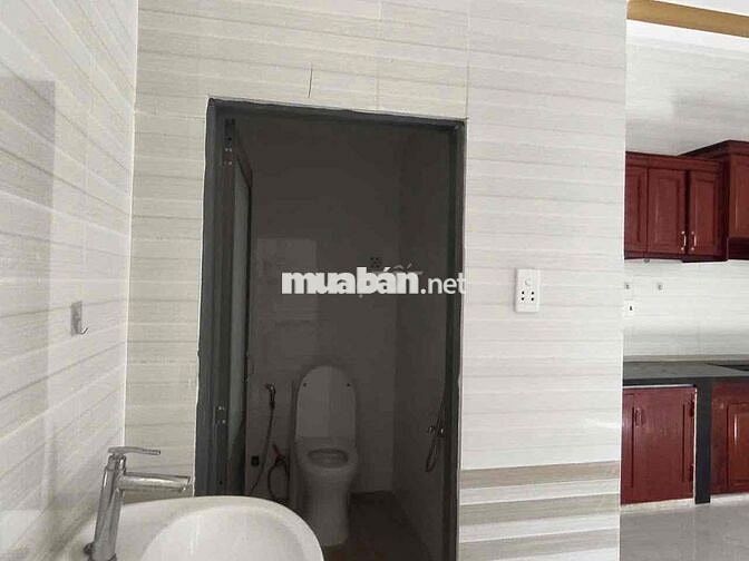 nhà cho thuê Mặt tiền ấp chiến lược 4x12 . 2 tầng .3pn Gia 13tr