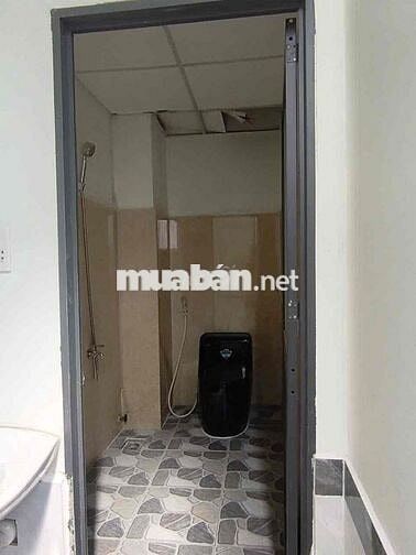 nhà cho thuê Mặt tiền ấp chiến lược 4x12 . 2 tầng .3pn Gia 13tr