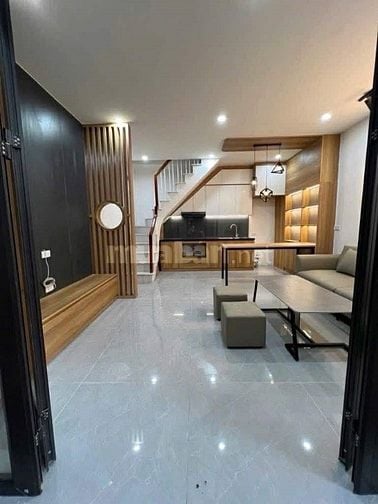 Bán nhà riêng ở ngay phố Bạch Đằng