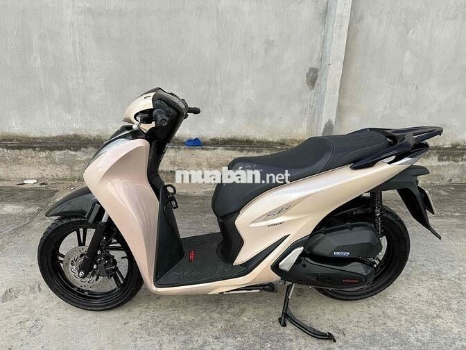 Sh 150 abs 2022 bản độ hãng như mới.
