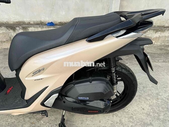 Sh 150 abs 2022 bản độ hãng như mới.