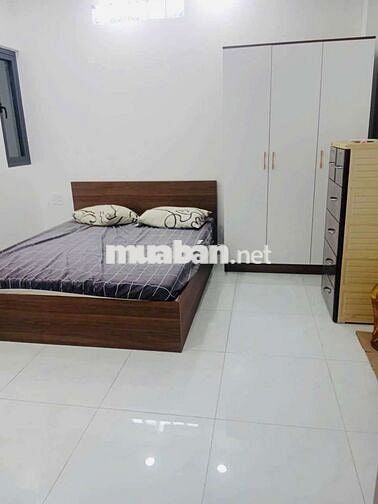 Cho thuê nhà full nội thất 5 x 15 có 3 lầu 4pn 5wc sân thượng