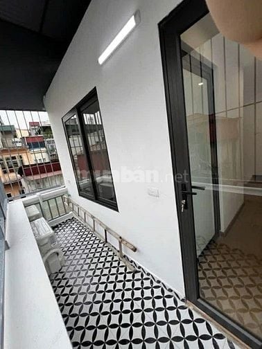 Bán nhà riêng ở ngay phố Bạch Đằng