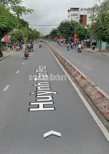Chính chủ cần tiền bán gấp căn nhà mặt tiền kinh doanh đường Huỳnh Tấn