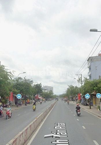 Chính chủ cần tiền bán gấp căn nhà mặt tiền kinh doanh đường Huỳnh Tấn