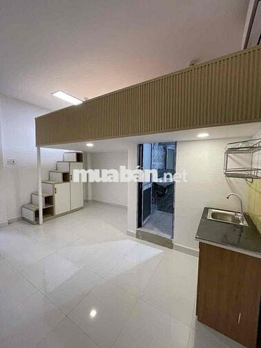 khai Trương căn Hộ gác cửa sổ Mới , thang máy siêu rộng rãi đường 42