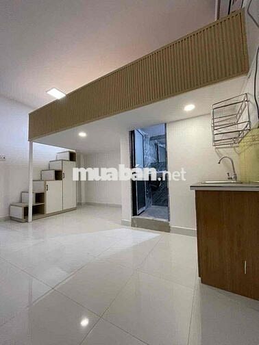 khai Trương căn Hộ gác cửa sổ Mới , thang máy siêu rộng rãi đường 42