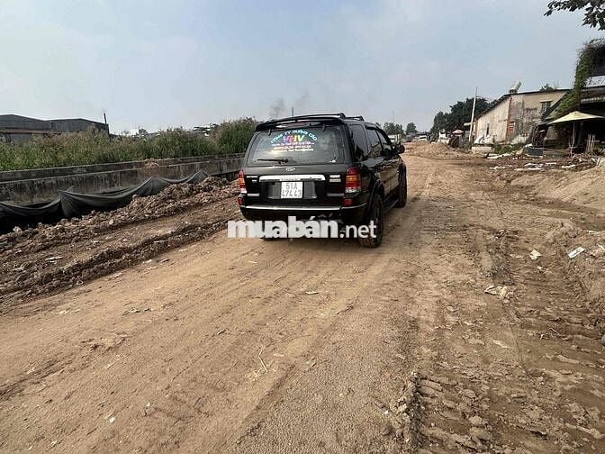 Ford Escape 2003 3.0 V6 - 200000 km