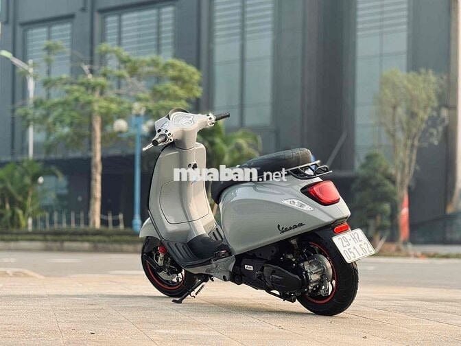 Piaggio Vespa Sprint 125 ABS 2019 Xám