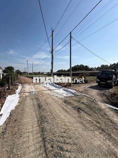 Đất thổ cư, MT đường Ng Thị Tầm, dt 150m2 thổ giá rẻ 550 triêu