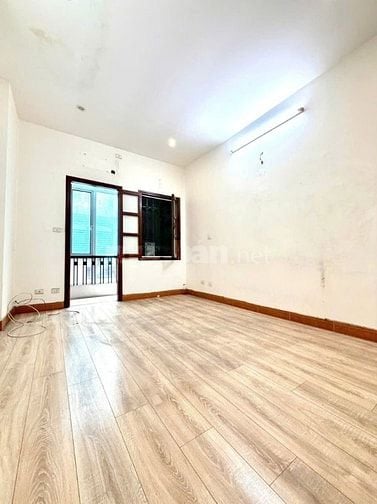 Tôn Đức Thắng – Đống Đa - Ô TÔ Tránh – 45 m – 4 T – MT 3.6 M – Giá 16.