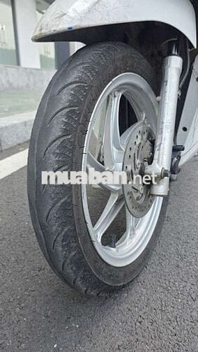 BÁN GẤP: Honda Vision 2013 -

ODO CHỈ 21.000 KM!