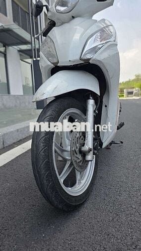 BÁN GẤP: Honda Vision 2013 -

ODO CHỈ 21.000 KM!