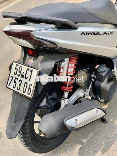 Air Blade 125 kiểng nhẹ máy zin xe đẹp chính chủ