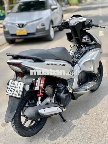 Air Blade 125 kiểng nhẹ máy zin xe đẹp chính chủ