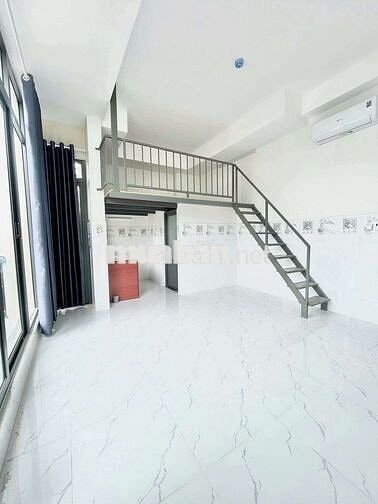 Duplex Ban Công view kính tại Đình Tân Khai, Lê Văn Quới