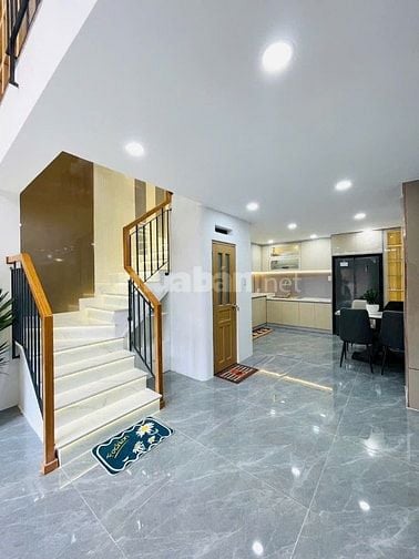 Bán nhà đẹp sổ riêng ở Phan Đăng Lưu P3 Q.Phú Nhuận Giá 3tỷ550