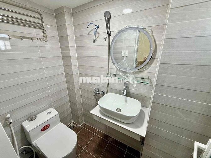 cho thuê duplex ban công/ cửa sổ mới 100% ngay parcmall