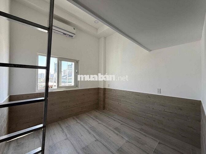 cho thuê duplex ban công/ cửa sổ mới 100% ngay parcmall