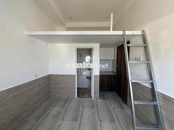 cho thuê duplex ban công/ cửa sổ mới 100% ngay parcmall