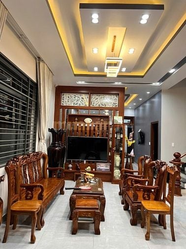 Nhà bán chính chủ 16 tỷ , đường trước nhà 6m . Nhà mới tinh