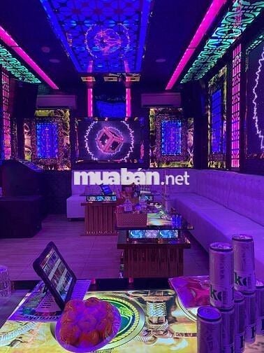 TÒA NHÀ KARAOKE FULL NỘI THẤT - HẦM 8 TẦNG ( 17 PHÒNG FULL NỘI THẤT )