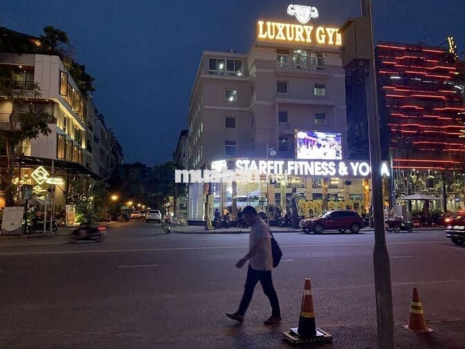 Nhà c4 MT Kinh Doanh kế căn góc Bùi Bằng Đoàn PMH