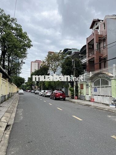 NHÀ BÁN MẶT TIỀN BA ĐÌNH, VỊ TRÍ ĐẸP,TRUNG TÂM ĐÀ NẴNG