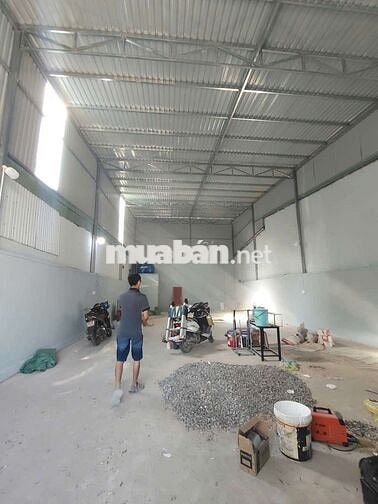 Xưởng cho thuê bà điểm hóc môn DT 160m giá 12tr