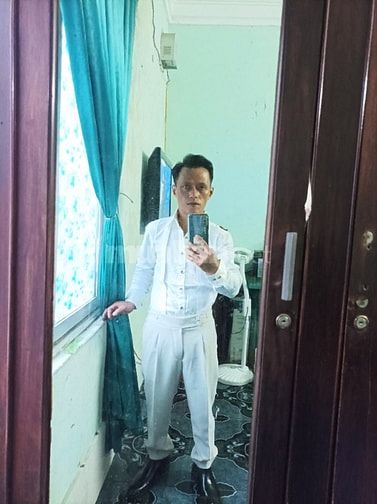 Nam 42 tuổi đã ly hôn , tìm bạn nữ khu vực Hà nội