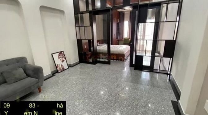 Chính chủ cần bán nhanh căn nhà khu đồng bộ phân lô dân trí cao.