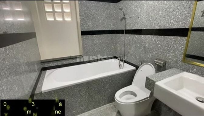 Chính chủ cần bán nhanh căn nhà khu đồng bộ phân lô dân trí cao.