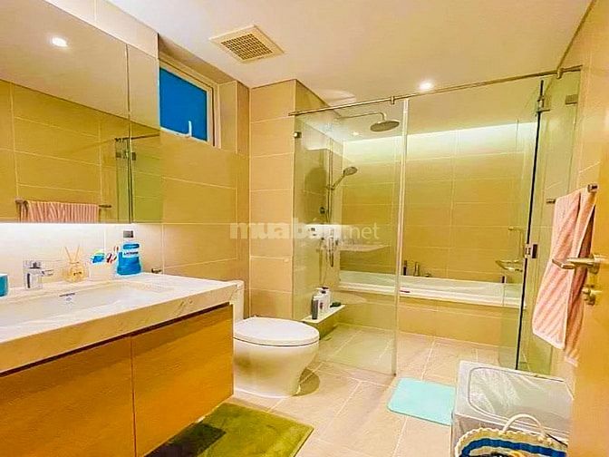 Bán Căn hộ Sala Sadora tầng cao gồm 3 phòng ngủ view đẹp 113m2