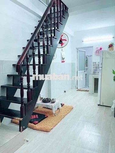 Cho thuê nhà. Liên hệ chủ nhà ***