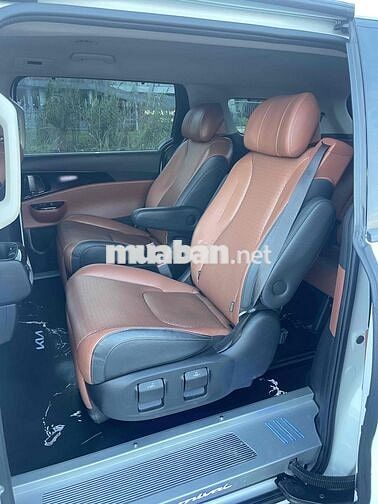 Kia Carnival 2022 Premium 2.2D - 85000 km