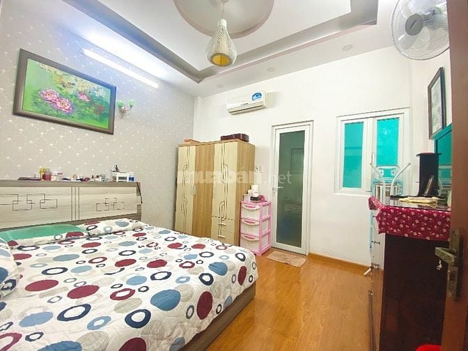 BÁN NHÀ 4 TẦNG HOA HỒNG 100TR, KHU ĐỒNG BỘ QUANG TRUNG, P.8, GÒ VẤP