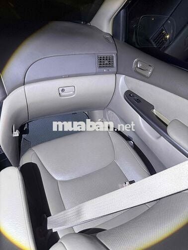 Toyota Sienna 2007 Vàng cát 93000 dặm