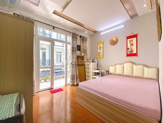 BÁN NHÀ 4 TẦNG HOA HỒNG 100TR, KHU ĐỒNG BỘ QUANG TRUNG, P.8, GÒ VẤP