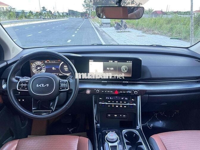 Kia Carnival 2022 Premium 2.2D - 85000 km