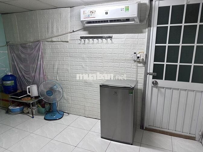 Phòng trọ đơn cho nữ 125/107/4 Đường Tám Danh,P4,Q8