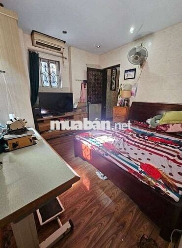 TT phố Thanh Nhàn T2-125m-3N2WC gần phố oto đỗ cửa full nội thất Sổ To