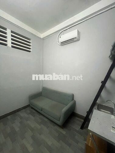 Phòng trọ máy lạnh giá rẻ ngay trung tâm tp